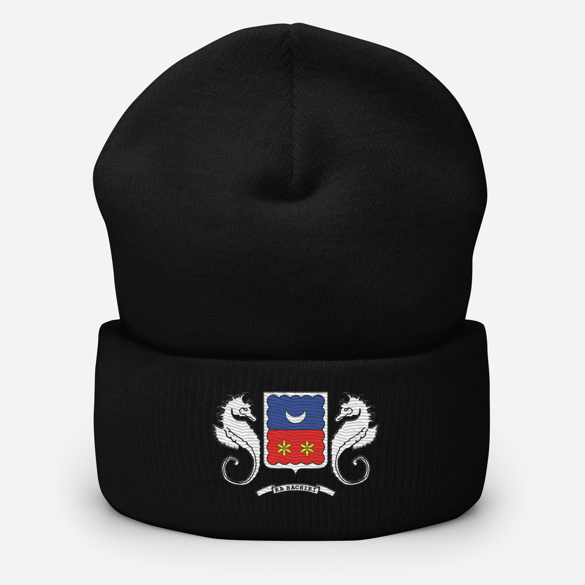 Bonnet noir à revers vu de face, orné du blason de Mayotte avec deux hippocampes blancs et l’inscription « Ra Hachiri ».