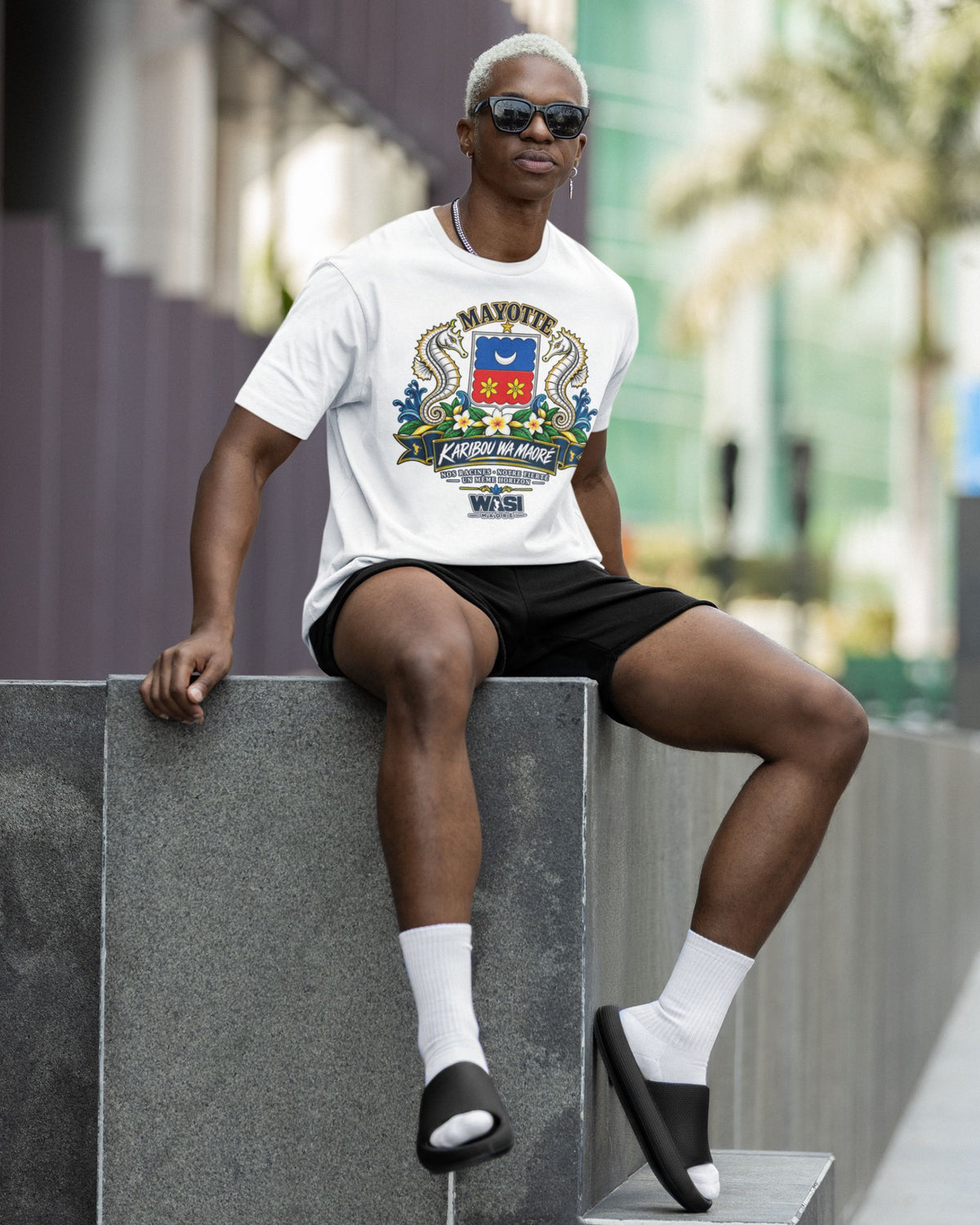 T-shirt unisexe Mayotte avec motif Karibou wa Maoré sur le devant