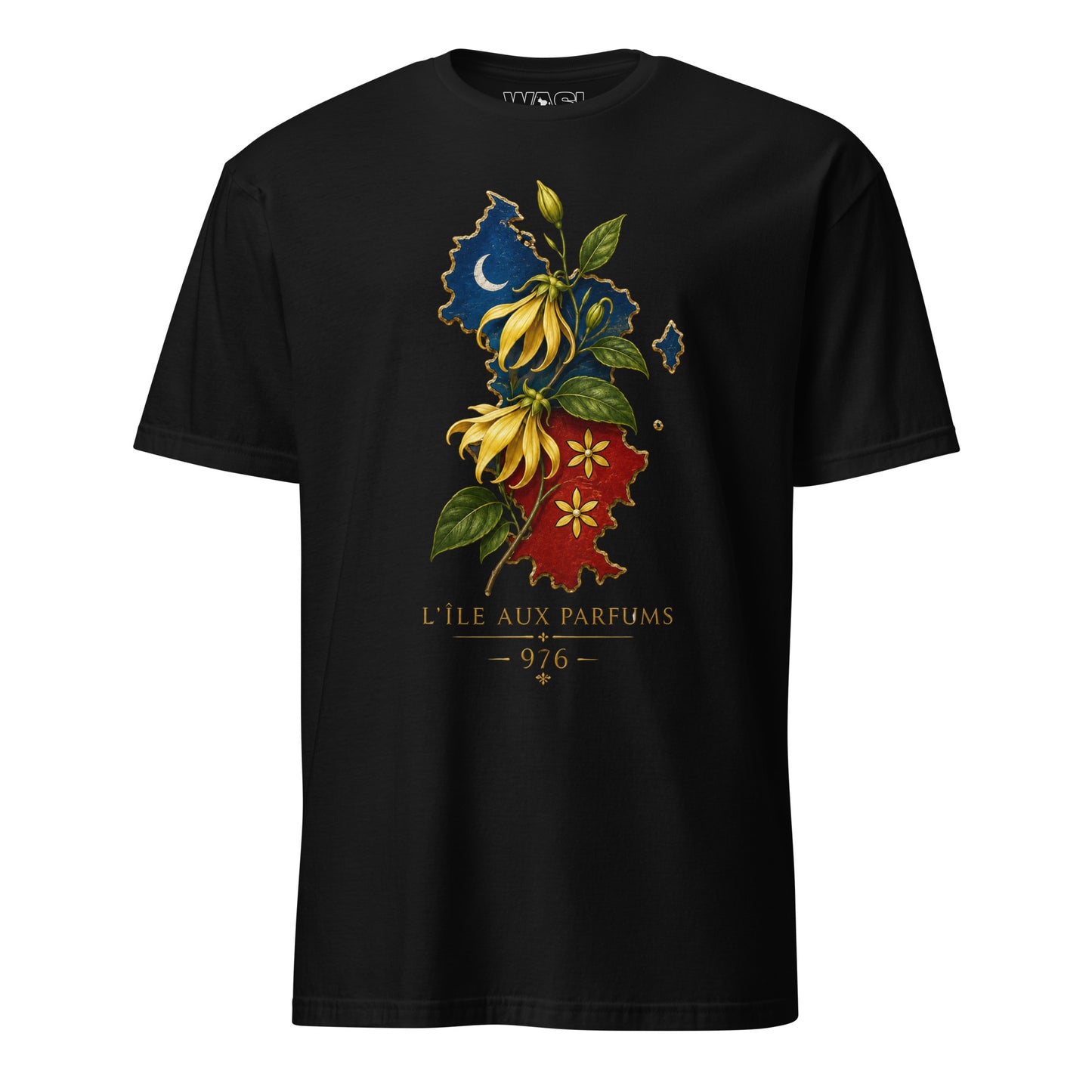T-shirt unisexe WASI noir avec illustration de la carte de Mayotte ornée de fleurs d'ylang-ylang et inscription « L'Île aux Parfums 976 », vue de face.